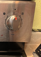 Load image into Gallery viewer, 2 DIALS X HI-8-6-4-2 LO - LO-2-4-6-8-HI FOR AN AMERICAN STYLE COOKTOP